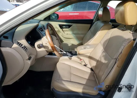 2015 Nissan Altima 2.5 из США, поврежденный, VIN 1N4AL3AP9FN347983